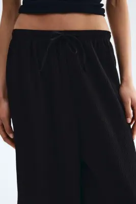 Pantalon large avec taille élastique - Noir