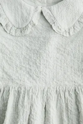 Robe en seersucker de coton - Vert kaki clair