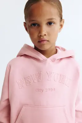 Hoodie à l'intérieur brossé - Rose clair/New York