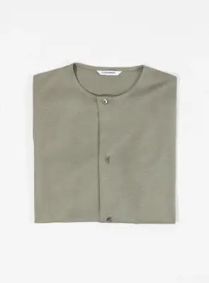 T-Shirt with 5 Buttons in Clay Eucalyptus & Cotton