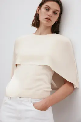 Top cape en maille fine - Beige clair