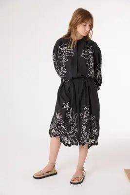 Robe Monica