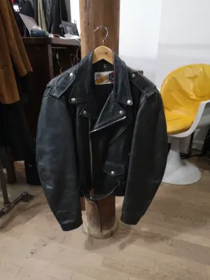 Veste en cuir noir Perfecto Schott