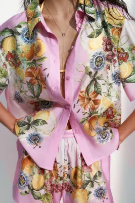 Short imprimé avec taille élastique - Rose/citrons