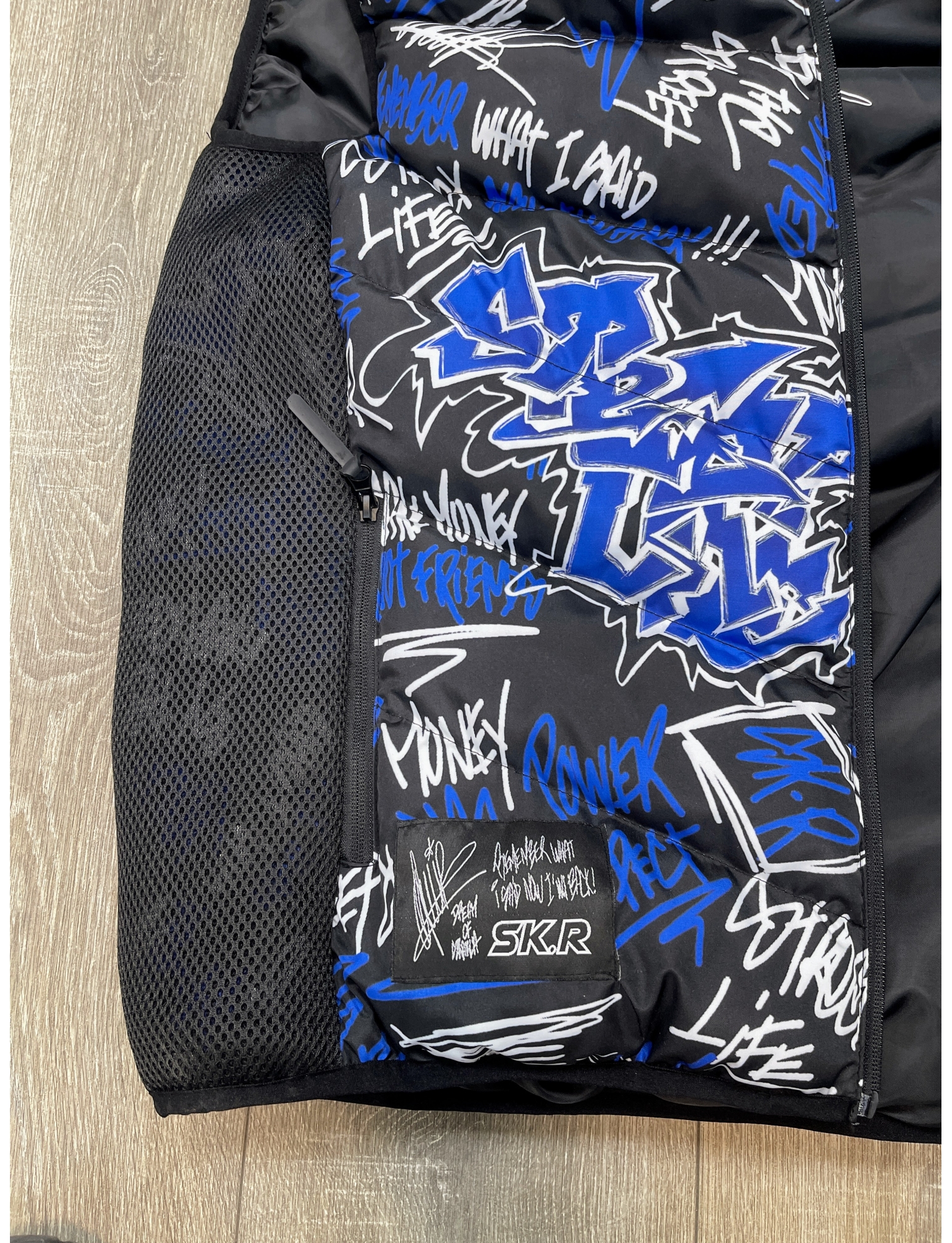 Doudoune SKR graffiti Noir Bleu