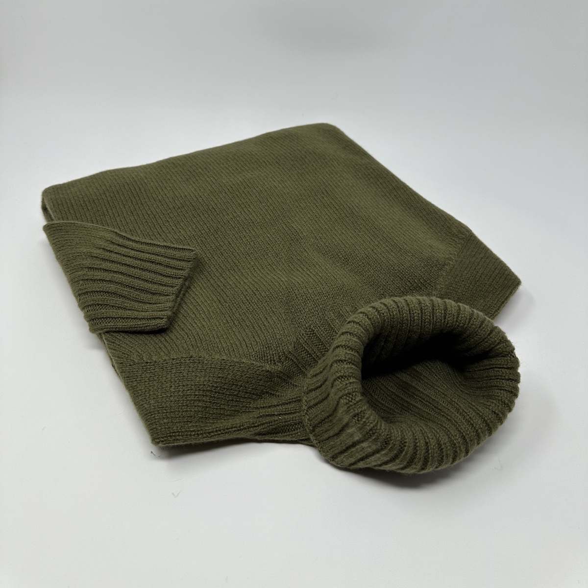 Harley of Scotland col roulé homme en Olive