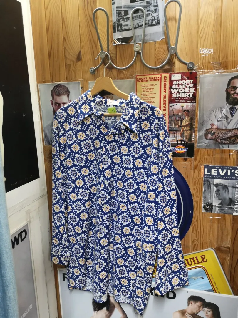 Chemise à motifs géométriques Lotus