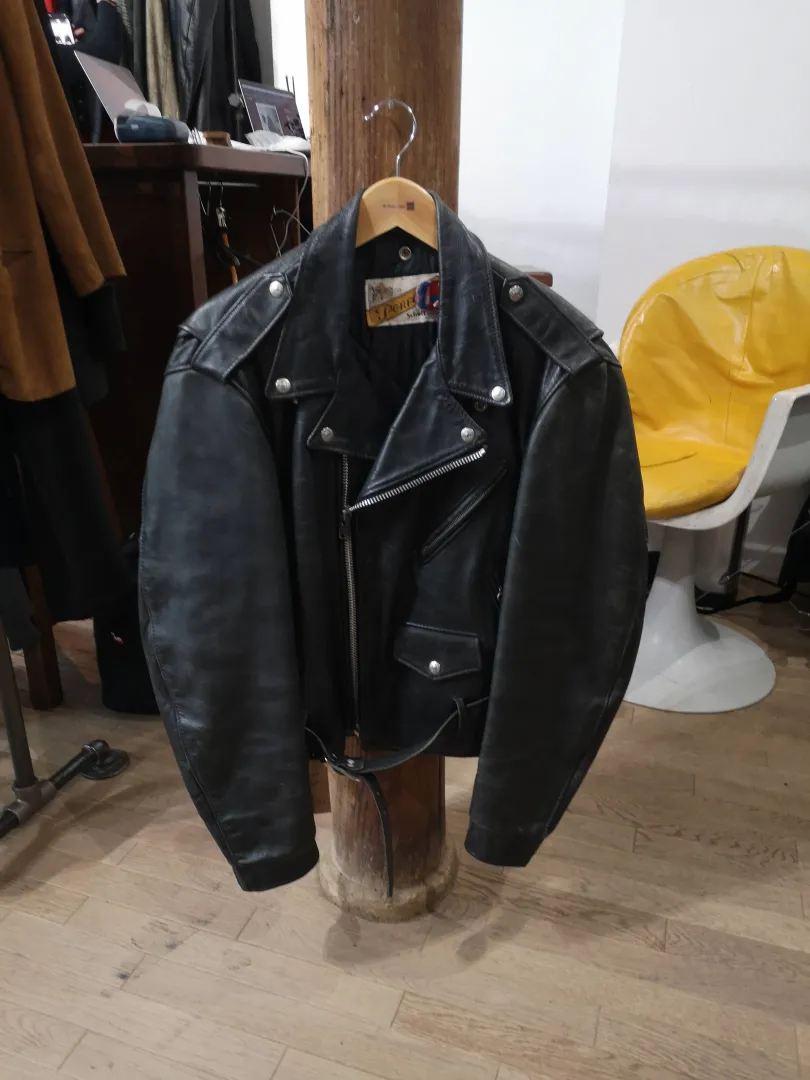 Veste en cuir noir Perfecto Schott